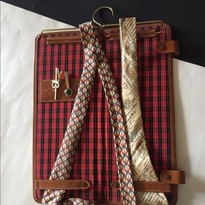 Vintage  tie and cuff caddy